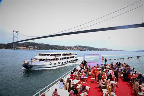 Half Day Bosphorus Lunch By Local Experts Official Booking Site