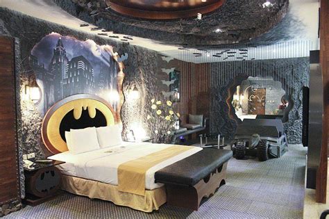 This Batman Themed Suite Is Your Dream Come True Themed Hotel Rooms