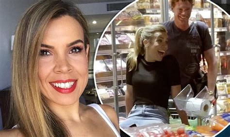 Mafs Bride Carly Bowyer Flaunts Cleavage In Selfie