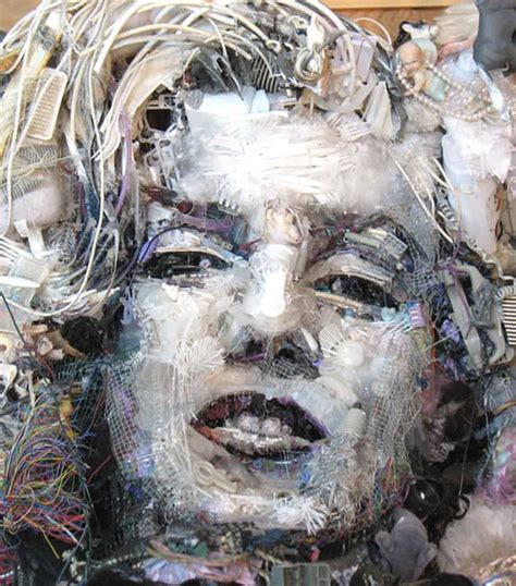 28 Works Of Junk Art That Will Blow Your Mind
