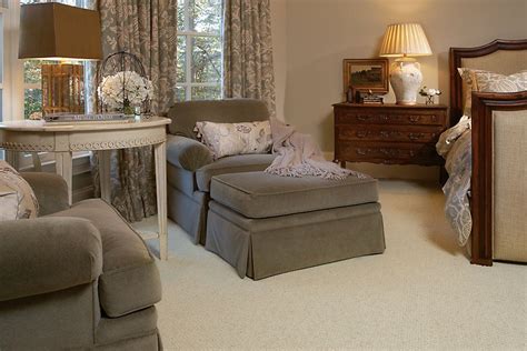 Traditional Bedroom Karastans Loom Art Carpet With Images Fine