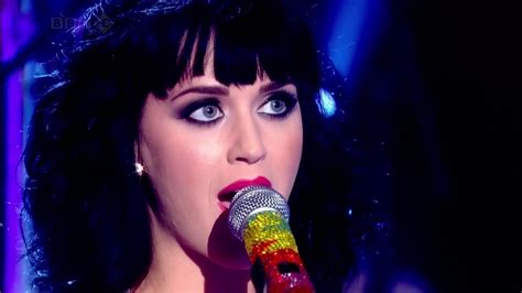Obrázky na plochu ženy osobnosť spevák čierne vlasy človek Katy Perry spev štádium