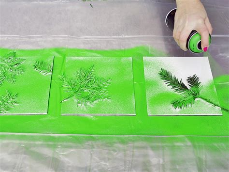 Turn Leaves And Foliage Into Diy Canvas Wall Art Hgtv