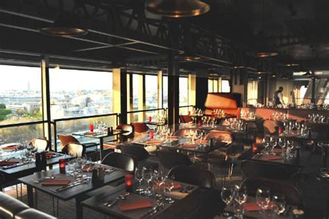 Enjoy lunch from inside the iconic eiffel tower at the chic 58 tour eiffel restaurant. 58 Tour Eiffel, un restaurant avec vue sur la Tour Eiffel ...