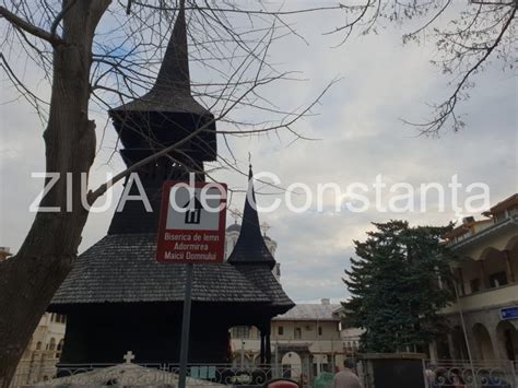 Maybe you would like to learn more about one of these? Strada de lângă Mănăstirea Sfânta Maria din Techirghiol a ...