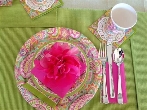 Pink And Green Table Setting Green Table Pink And Green Tabletop