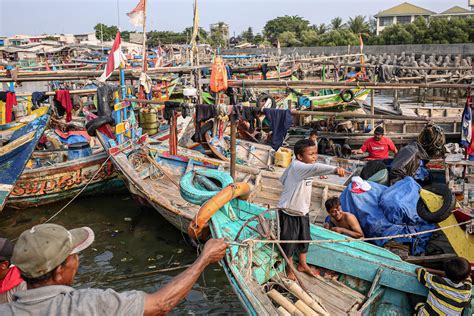 Foto Nestapa Nelayan Di Tengah Pandemi Foto Katadata Co Id