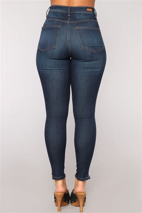 Hips Like Honey Skinny Jeans Dark Denim