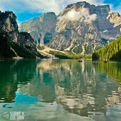 El Lago De Braies La Joya De Las Dolomitas Tirol Del Sur Italia
