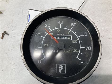 Q43 1019 1 Kenworth T800 Speedometer For Sale