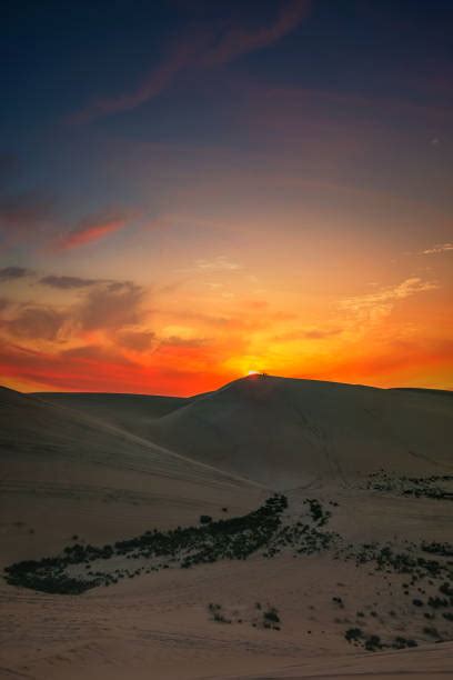 Saudi Arabia Desert Evening Stock Photos Pictures And Royalty Free