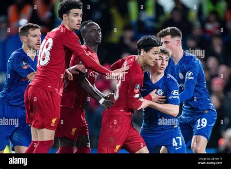 Fa Cup Fifth Round Match Between Chelsea Fc And Liverpool Fc At