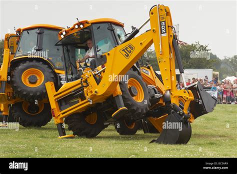 Jcb Dancing Diggers Acrobatic Display At The Derbyshire County Show