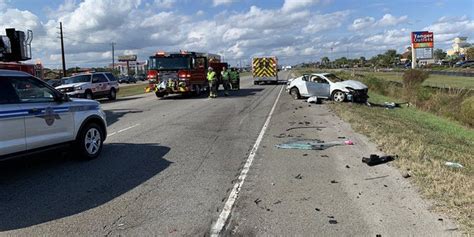 Two Car Crash Injures One Closes All Northbound Lanes Of U S