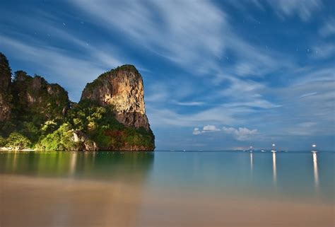 Railay Beach Thailand Bridging The Canyon Places To Visit Railay