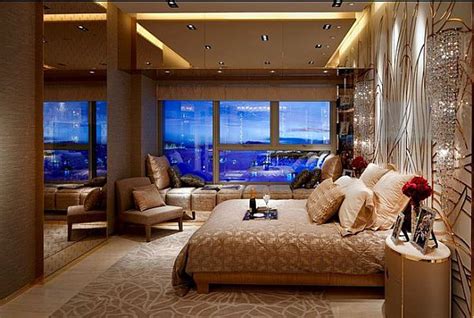 Exclusive Luxurious Bedroom Designs