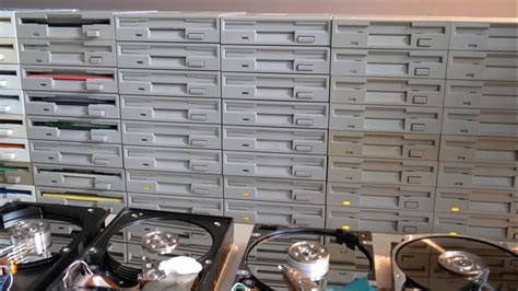 Watch Dozens Of Old Floppy Drives Accurately Recreate Famous Tunes