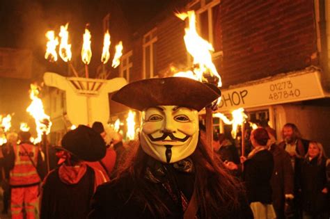 Happy Guy Fawkes Day To Our Friends Across The Pond O T Lounge