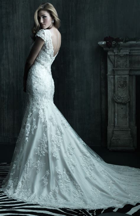 While you're in the thick of planning and shopping for your wedding dress, stop and give trains are not allowed in the temple, but if yours is detachable (most longer trains are) then it's no problem at all. Lace Wedding Dresses 2012 - Weddings By Lilly