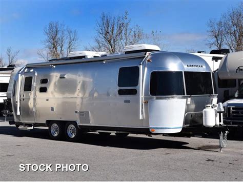 2023 Airstream Globetrotter 27fb Twin Travel Trailer Airstream In Ny Airstream Of Buffalo