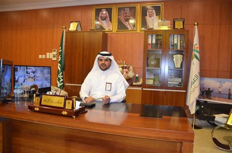 من مسؤوليات مهام مدير الموارد البشرية العمل على التطوير من الشركة وموظفيها كما قلنا في النقطة السابقة من مهام مدير الموارد البشرية كذلك متابعة أداء الموظفين وتقييمهم وتنبيههم إلى الأخطاء التي قد ترتكب أثناء سير العمل والعمل على تصحيحها وتجاوزها. مدير مكتب العمل بالاحساء المغنم في ذمة الله » صحيفة جواثا ...