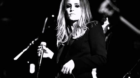 You Are Not Alone Lisa Marie Presley Alone Stands Where Presley Fanpop