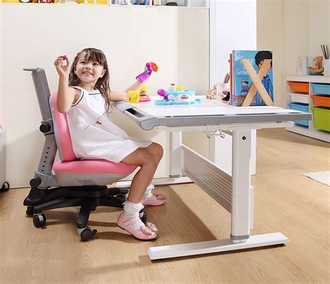 Kids Master Simply Adjustable Ergonomic Study Desk