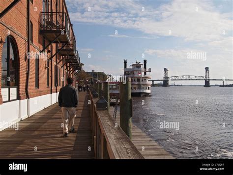 Downtown Wilmington Nc Hi Res Stock Photography And Images Alamy