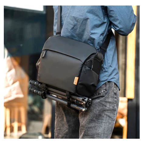 Onego Camera Shoulder Bag From Pgytech Combines Quick Access