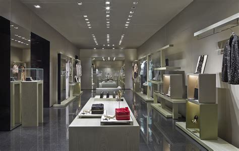 New Giorgio Armani Flagship In Paris Entirely Dedicated To Womenswear
