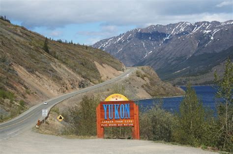 Yukonbc Border Viewpoint
