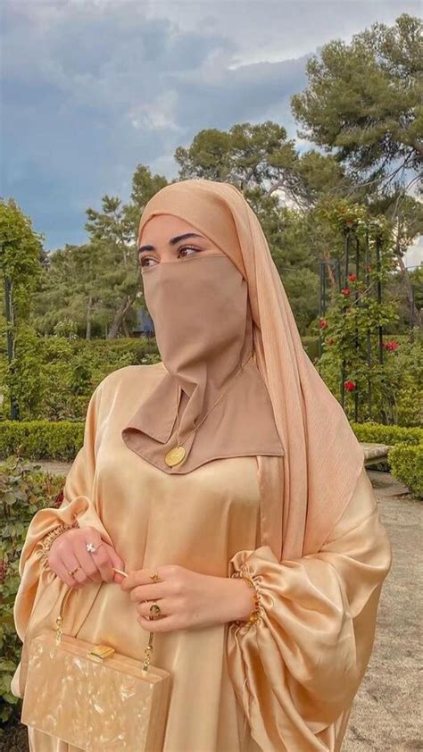 Пин от пользователя 💦𝒏𝒎𝒂𝒚 𝒃𝒂𝒓𝒂𝒏💦 на доске hijabandniqab Мусульманки Никаб Мусульманские девушки