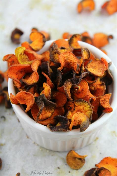 Spiced Baked Carrot Chips