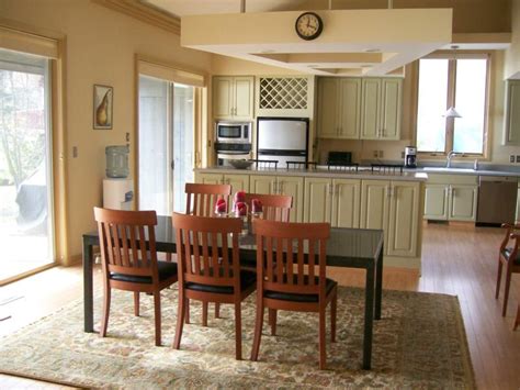Meskipun rumah yang awalnya biasa saja dan terbilang kurang. Desain Ruang Makan Antik Classic Ala Amerika | Desain Rumah