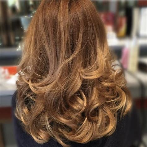 A Gorgeous Bouncy Blow Dry By New Stylist Sophie New Hair Cheveux Coiffure Cheveux Et