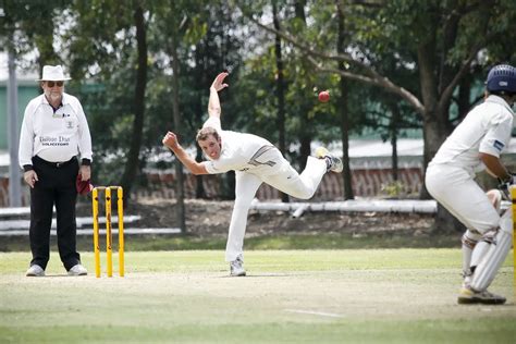 How To Bowl In Cricket Tips And Lessons For Beginners
