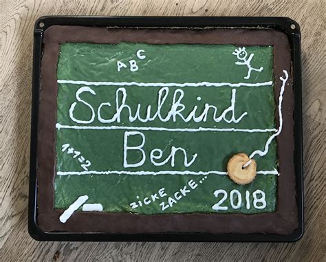 Den schulanfang gibt es nur einmal im leben und wer möchte seinem sprössling nicht eine feier ausrichten, an die man sich auch später noch gern erinnert. Torte im Tafel - Look zum Schulanfang/ zur Einschulung ...