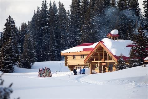 Assiniboine Lodge Reviews And Price Comparison Mount Assiniboine