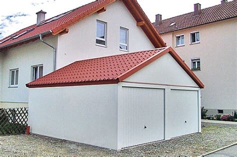 Selber bauen & kosten sparen? Garage selber bauen: Informationen für Ihren Garagenbau