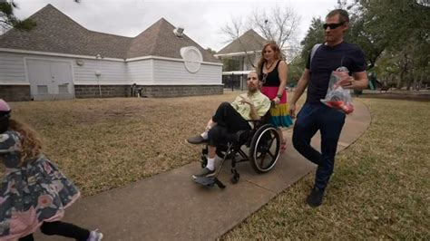 Texas Couple Cares For Wifes Ex Husband Who Has Brain Injury