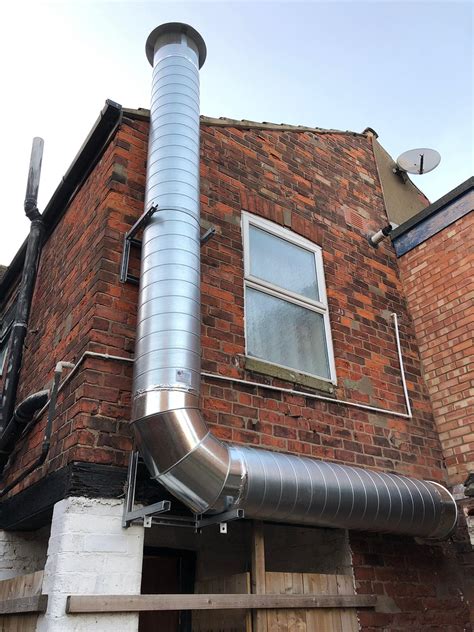 Every commercial kitchen has a different need and a different resistance against which the exhaust hood has to operate. Northern Fan Services | Commercial Kitchen Extraction Systems