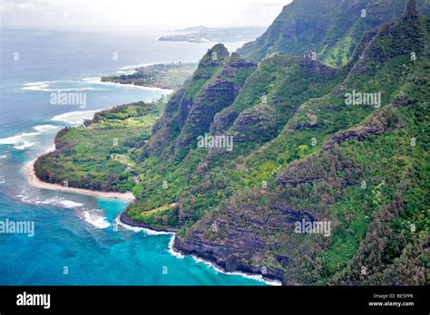 Kee Beach From The Air Kauai Hi Res Stock Photography And Images Alamy