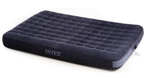 They're easy to fold up and put away, since an air mattress is usually made of polyvinyl chloride, which is more commonly known as pvc. MEGA SALE $25.90 for Single INTEX Air bed Mattress ...