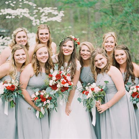 The Best Bridesmaids Dress Colors For Fall Weddings