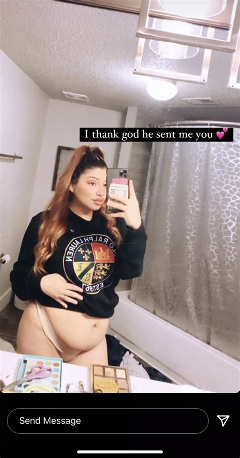 Who Wants This Sluts Ig She Be Twerking With Her Growing Belly Nudes PregnantPetite NUDE