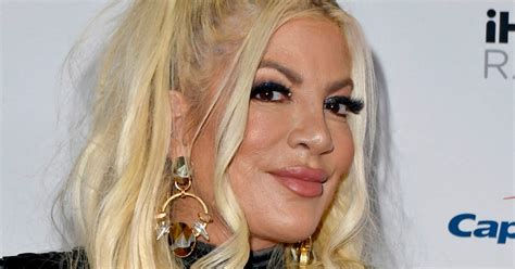 Sorge Um Us Star Tori Spelling Mit Atemnot Ins Spital Eingeliefert Krone At