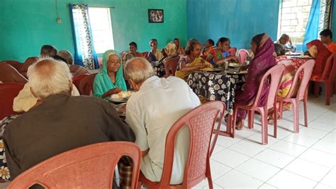 Covid Care These Old Age Homes In Odisha Go Extra Mile For Elderly