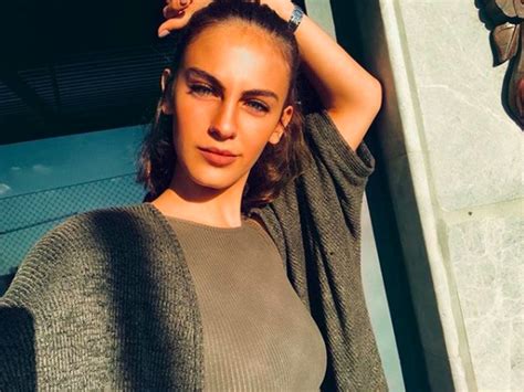 Mengintip Instagram Miss Irak Dan Miss Israel Yang Tuai Kontroversi