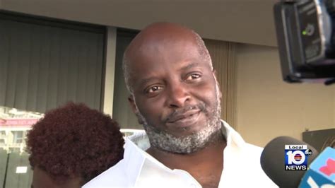 ‘its Overwhelming Wrongfully Convicted Man Finally Freed After 34