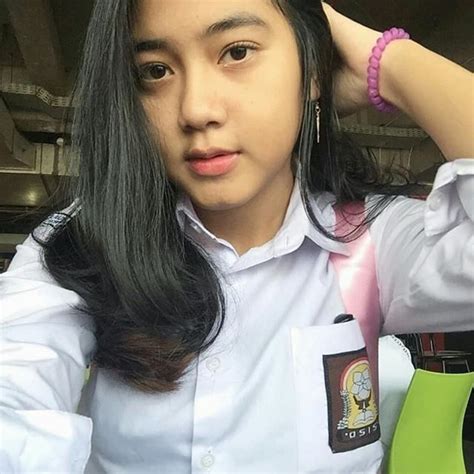 Pin By Dany On School Girl Gadis Remaja Wanita Cantik Gadis